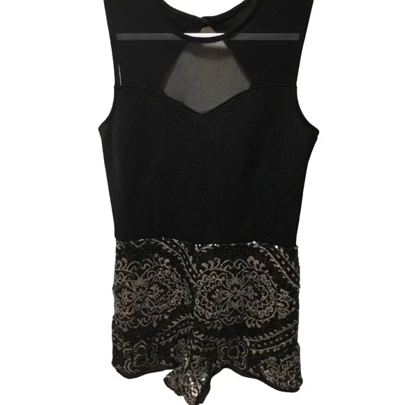 One Clothing Brand Romper Small sequins sleeveless NWT - Picture 2 of 9
